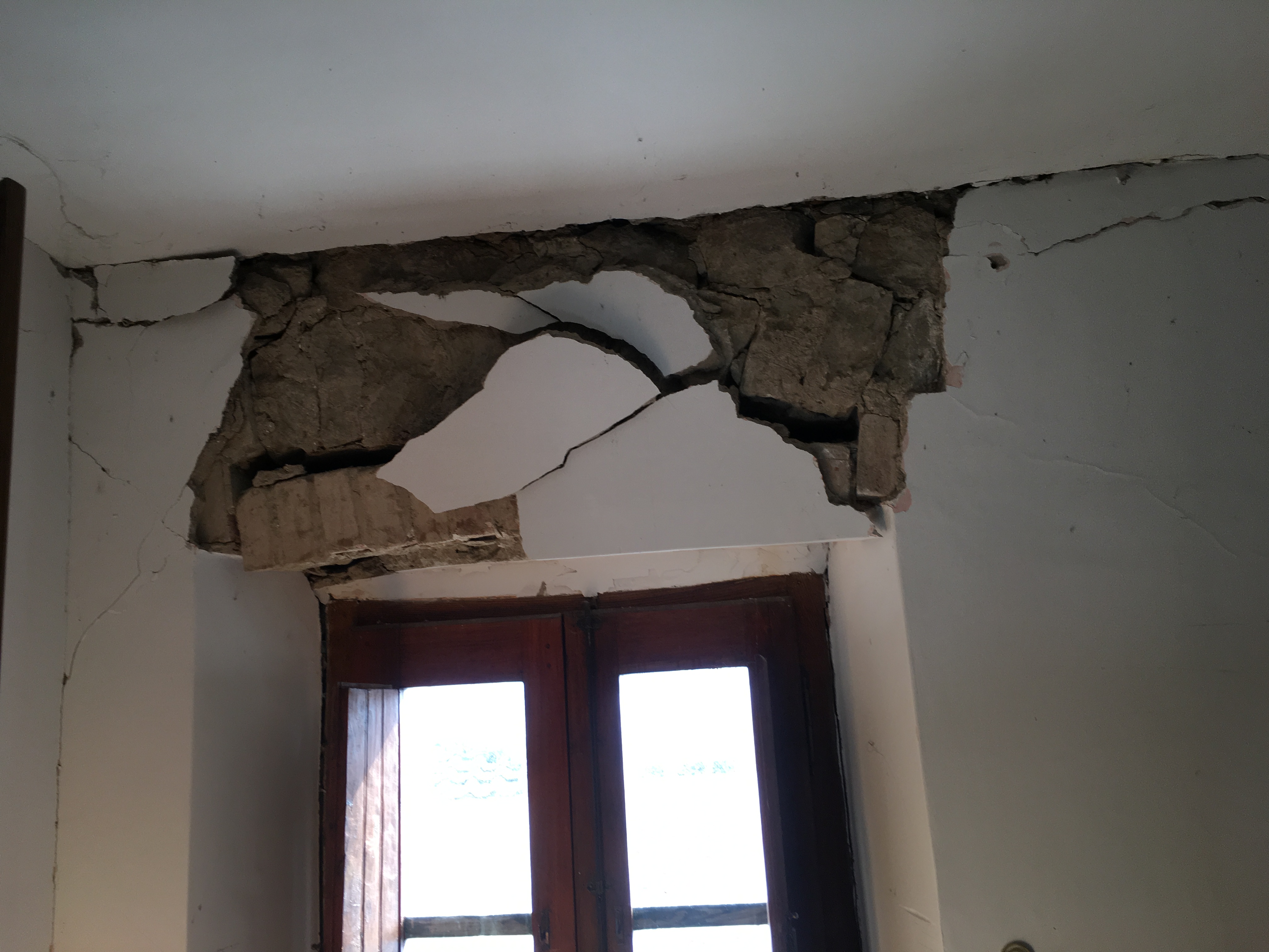 Riparazione e miglioramento sismico di aggregato edilizio - foto 3